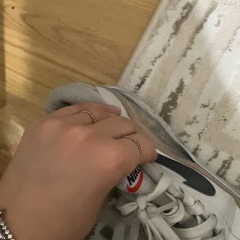Aldığım Ayakkabının Topuktan Ayrılması Şaşırtıcı
