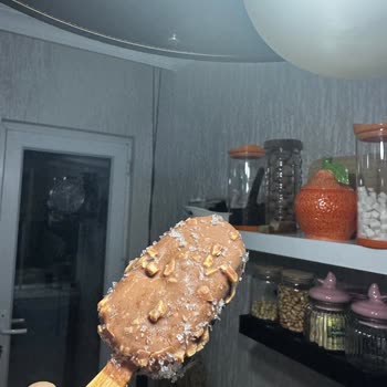 Aldığım Magnum Dondurmalarında Su Kristalleri Ve Garip Tat Sorunu