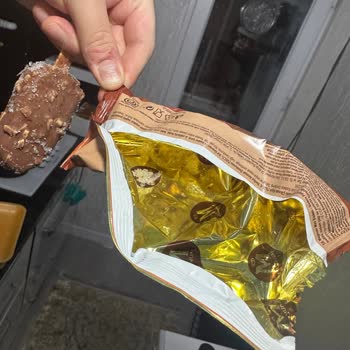 Aldığım Magnum Dondurmalarında Su Kristalleri Ve Garip Tat Sorunu