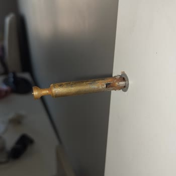 Teşhir Ürünleri Ve Kusurlu Teslimat: Ergül Mobilya'dan Hayal Kırıklığı