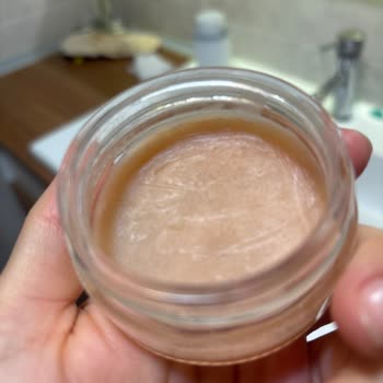 Jowe Kaş Sabitleyici Kısa Sürede Bozuldu Ve Beyazlık Yaptı