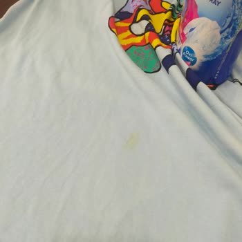 Domol Leke Çıkarıcı Sprey Tişörtümde Kalıcı Hasara Yol Açtı