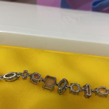 Swarovski Bileklik Hayal Kırıklığı: Renk Attı, Soldu Ve Replika Şüphesi