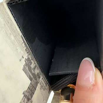 Sephora'dan Gelen Parfüm Kargoda Sızdı Müşteri Hizmetleri Dönüş Yapmıyor