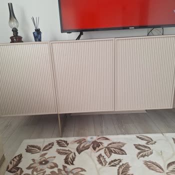 Aldığım Koltuk Takımı Ve TV Ünitesinde Defolar Ve Montaj Hataları Var