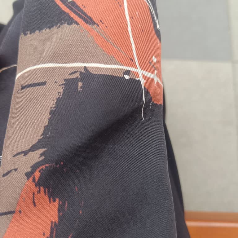 Hassas Yıkamaya Rağmen Eşarbımın Rengi Soldu Değişim Yapılmıyor