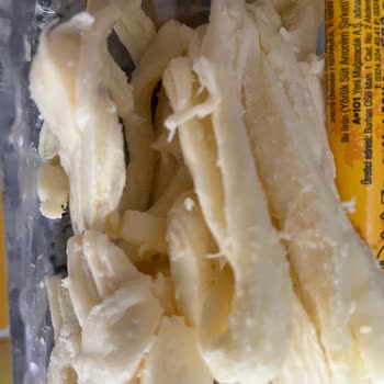 Kampanyalı Peynir Bir Haftada Küflendi Ve Bozuk Çıktı