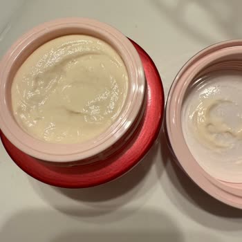 Aldığım Krem Bozuk Çıktı Müşteri Hizmetleri Çözüm Sunmadı