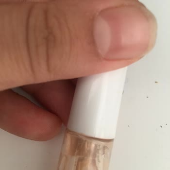 Aldığım Kozmetik Ürünlerin Kapakları Çatlıyor Ürünler Bozuluyor