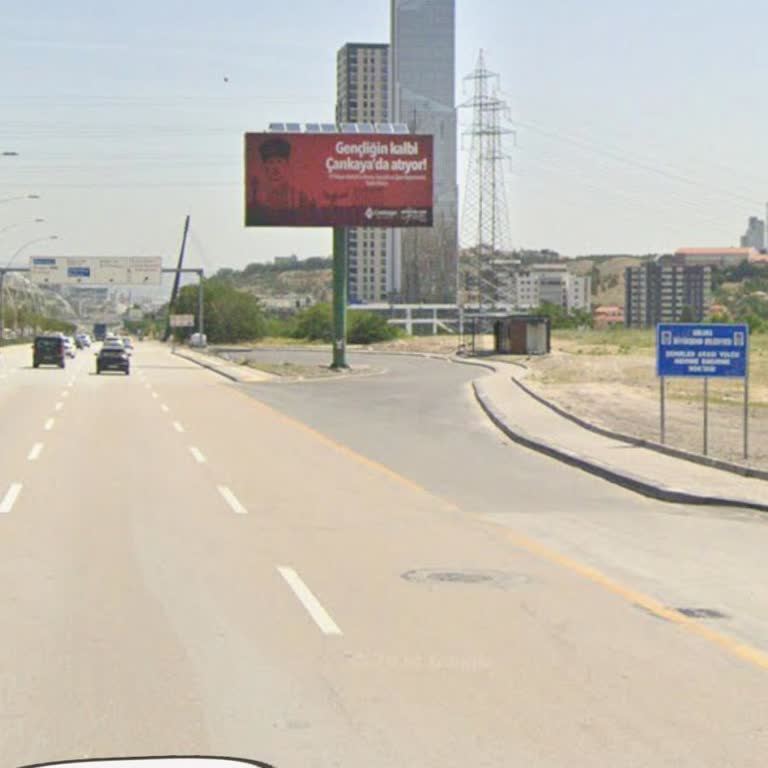 Yaşlı Yolcular İçin Yaşamkent Durağında İndirme Talebimiz Reddedildi