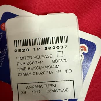 Air Albania Damaged My Luggage on Flight ZB1017—I Request a Replacement or Refund