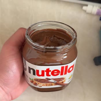 Nutella Ürününde Son Kullanma Tarihi Geçmemiş Olmasına Rağmen Bozulma Sorunu