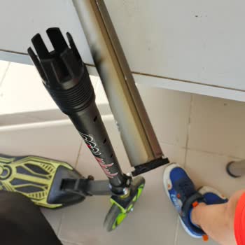 Trendyol Aldığım Scooterın Direksiyon Ayar Düğmesi Kısa Sürede Kırıldı