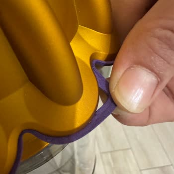 Dyson'dan Satın Alınan Süpürge Kullanılmış Ve Defolu Çıktı