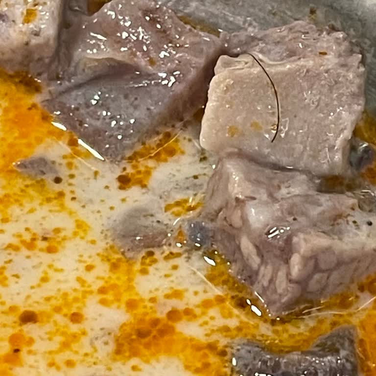 Kelle Paçada Kıl Ve Kötü Garson Tavrı Nedeniyle Hayal Kırıklığı