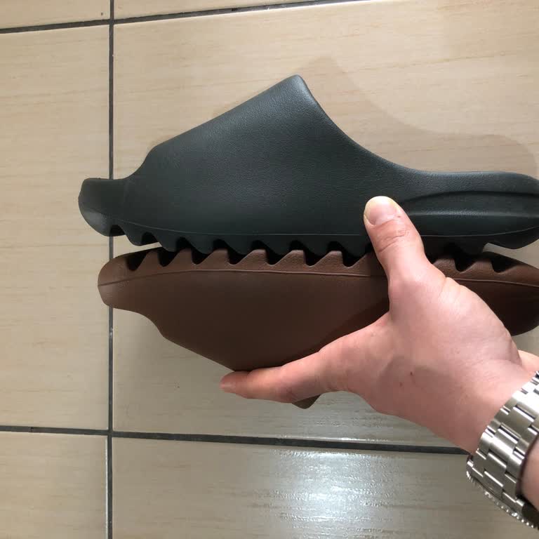 Yeezy Slide Farklı Kalıp Sorunu Ve Müşteri Hizmetleri İlgisizliği