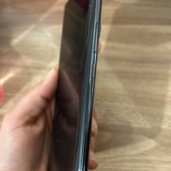 Reeder Telefonlarda Sürekli Arıza Ve Ücretli Değişim Mağduriyeti