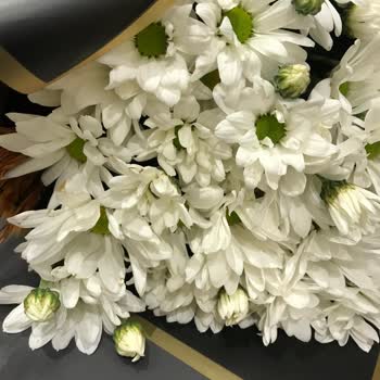 Anneler Günü'nde Eksik Ve Kalitesiz Çiçek Teslimatı Hayal Kırıklığı Yarattı