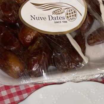 Nuve Dates Hurmanın Yarısı Kurtlu Çıktı