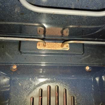 Aldığım Ankastre Fırın Hem Arızalı Hem De Sağlığımızı Tehdit Ediyor