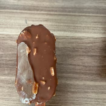 Algida Mini Badem'de Küf Ve Bozulmuş Tat Şoku