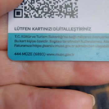 Müze Kartı Dijitalleştirme Sorunu: Kimlik Bilgileri Hatası Ve Giriş Engeli