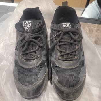 Kısa Sürede Hasar Gören Ayakkabı İçin Olumsuz İnceleme Sonucu