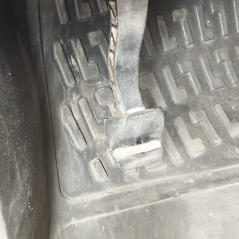 Ekspertiz Sonrası Yolda Kalan Araç Ve İlgisiz Firma Mağduriyeti