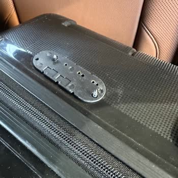 THY Hasarlı Valiz İçin Fatura Talebinde Israr Ediyor, Çözüm Bekliyorum