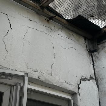 Fatih Belediyesi Vatandaşın Can Güvenliğini Tehlikeye Atıyor
