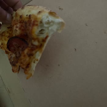 Domino's Siparişimde Kalın Hamur Ve Soğuk Teslimat Sorunu