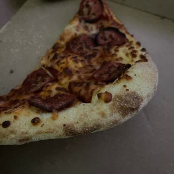 Domino's Siparişimde Kalın Hamur Ve Soğuk Teslimat Sorunu