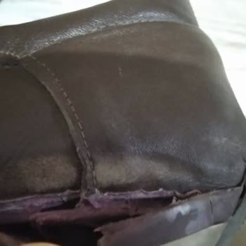 FLO Ayakkabı Nasıl Mağdur Ederiz Gibi Hareket Ediyorlar