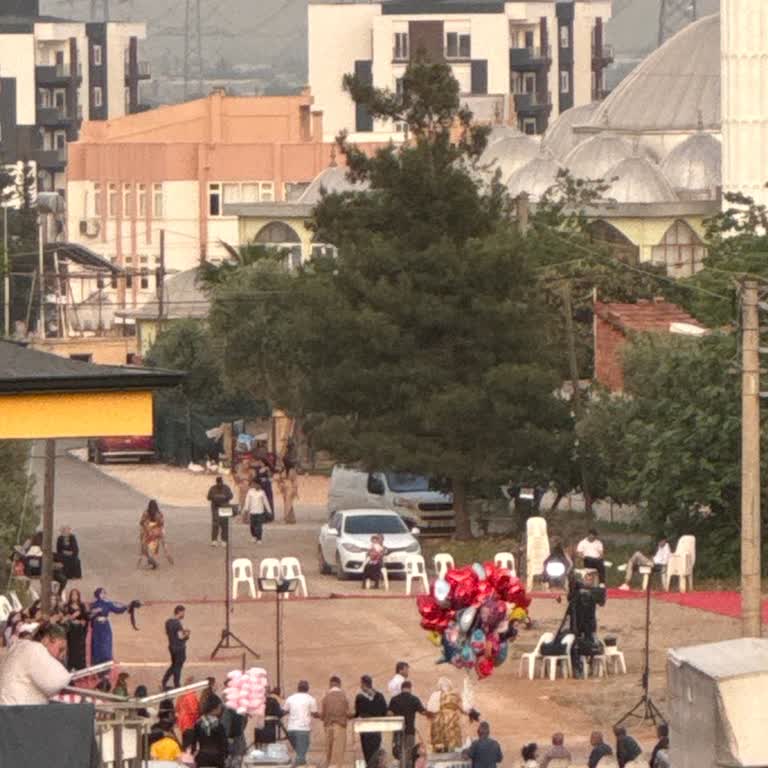 Kepez’de Sürekli Sokak Düğünleri Huzurumuzu Bozuyor