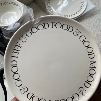 Kırık Ürünler Nedeniyle Hayal Kırıklığı Ve Alışverişten Vazgeçme Noktasına Geldim