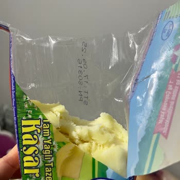 Aldığım Kaşar Peyniri Çamur Gibi Ve Ekşi Çıktı