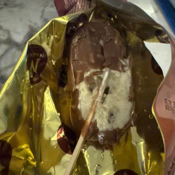 Carrefour SA Bozuk Magnum Ürünü Ve Donmama Sorunu