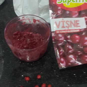 Superfresh Dondurulmuş Vişnede Çekirdek Şoku: Çocuğum İçin Tehlike!