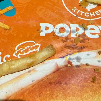 Popeyes'te Patateslerde Yabancı Madde Sorunu Tekrarlandı