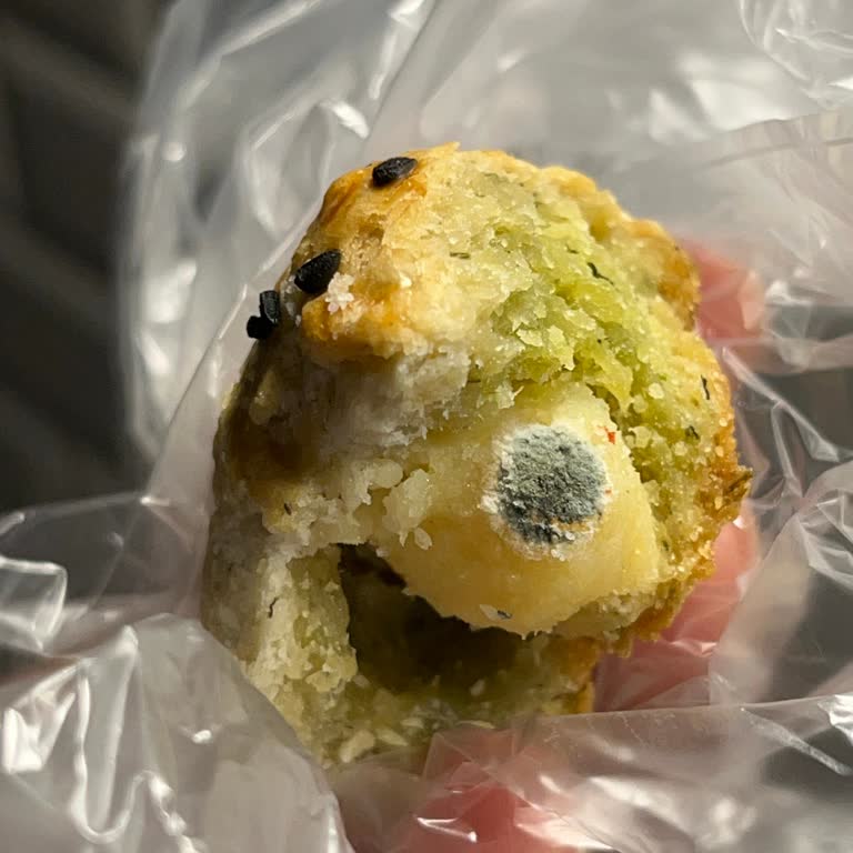 Küflü Kurabiye Satışı Ve Sağlık Endişesi