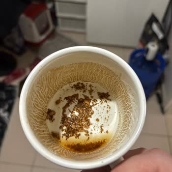 Jacobs Kahvede Yabancı Madde Çıktı, Bardağım Mahvoldu