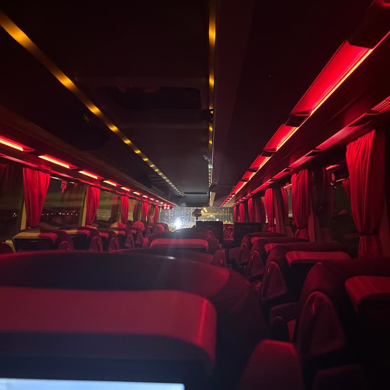 Otobüs Muavininin Saygısız Davranışı Ve Yetersiz İletişimi