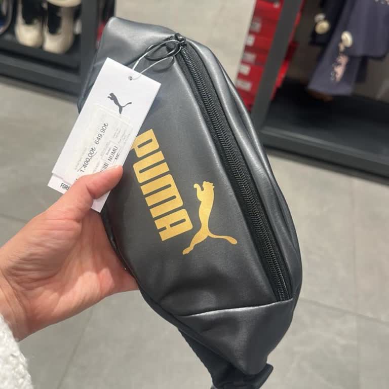 Etiket Fiyatı Oyunu Ve Müşteriyle İlgilenmeyen Mağaza