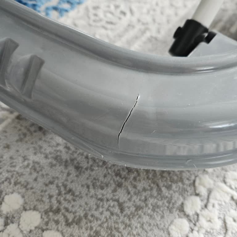 Civil Mağazacılık Dayanıksız Yürüteç Yüzünden Bebeğim Yaralandı, Çözüm Bekliyorum