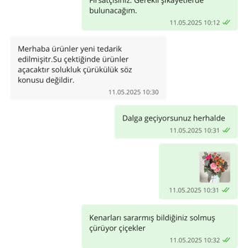 Anneler Günü'nde Yanlış Ve Solmuş Çiçek Gönderimi Hayal Kırıklığı