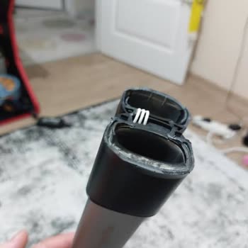 Philips Dikey Süpürgede Kronik Parça Kırılması Mağduriyeti