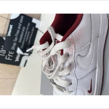 Aldığım Nike Ayakkabı Boya Akıttı, Mağaza İlgisiz Ve Sorumsuz Davrandı