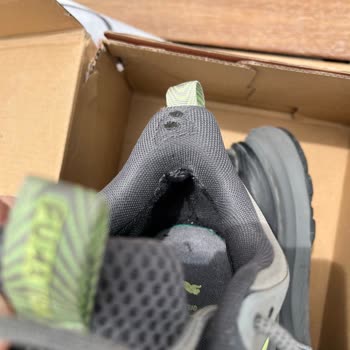 FLO'dan Alınan Ayakkabının Sorumluluğu Farklı Firmaya Yönlendirildi