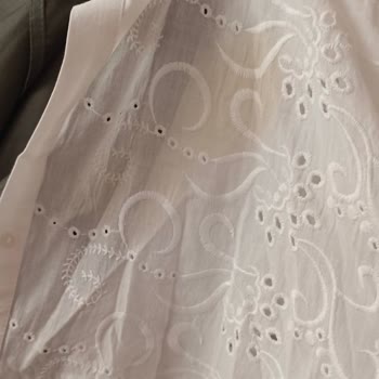 Aldığım Parfüm Hem Leke Bıraktı Hem De Kalıcı Değil!