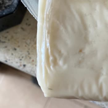 Peynir Ambalajında Saç Kılı Şoku